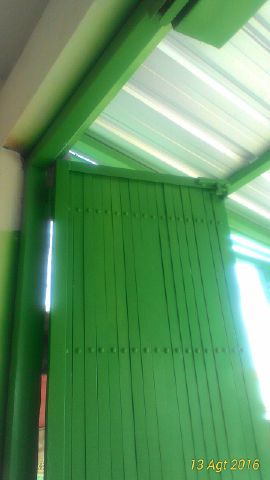 pintu harmonika makassar